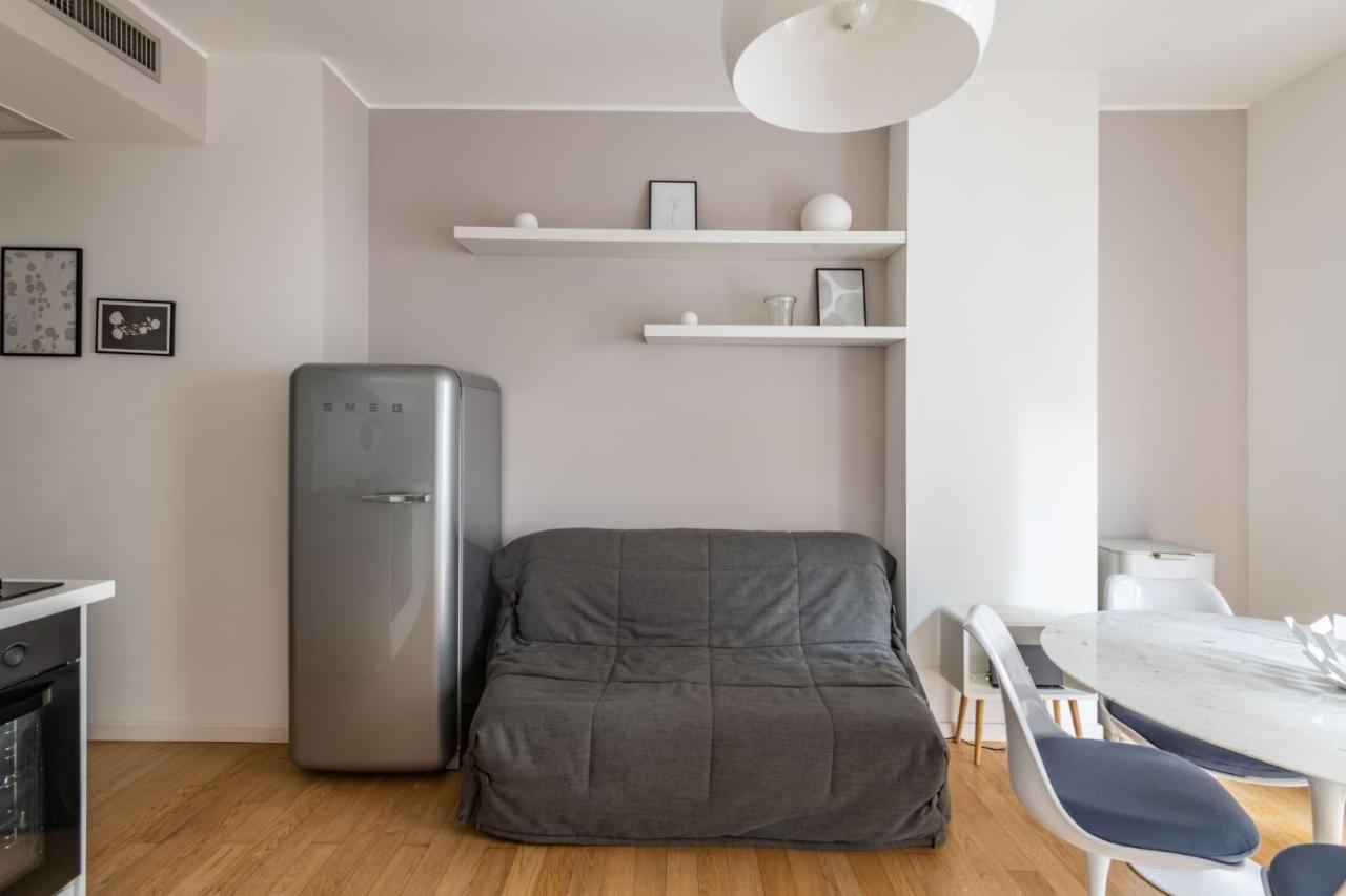 Easylife - Sofisticato Monolocale Con Terrazzino Nel Cuore Di Porta Venezia Milão Exterior foto